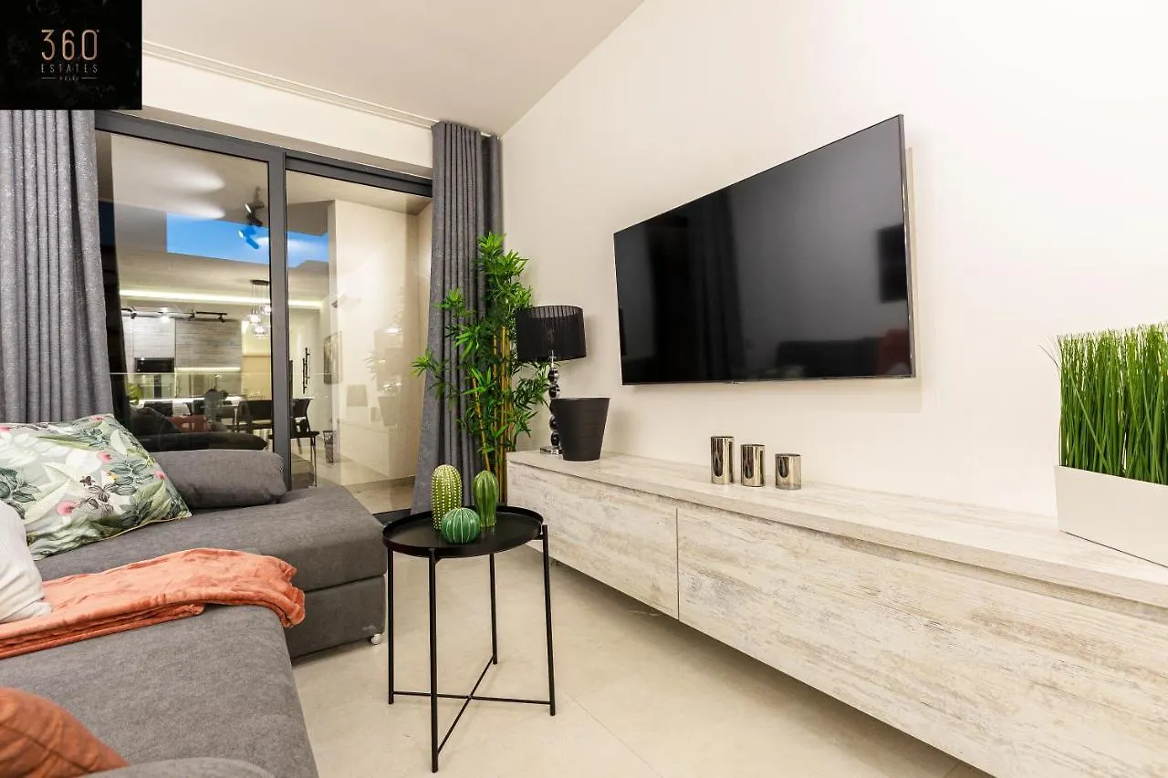 Apartment Beautiful, Cozy Apts Just Off The Promenade & Wifi By 360 Estates Sliema